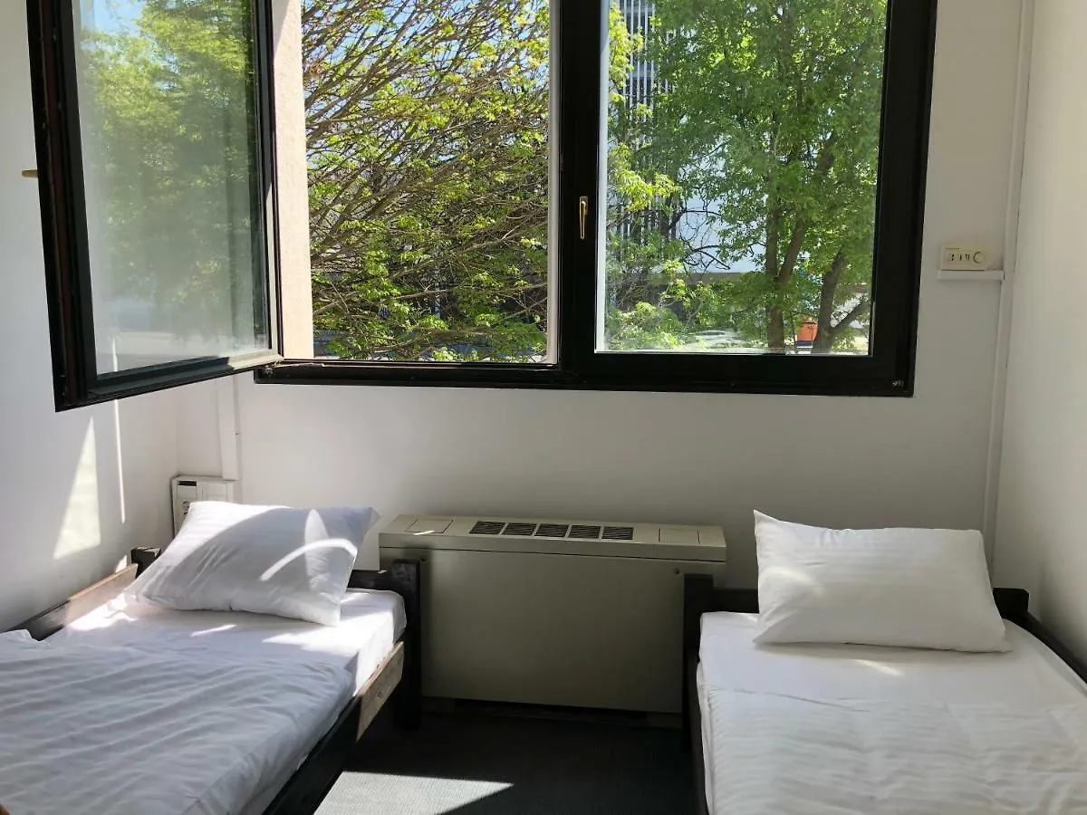 Central Budget Hotel Budapest 2*,